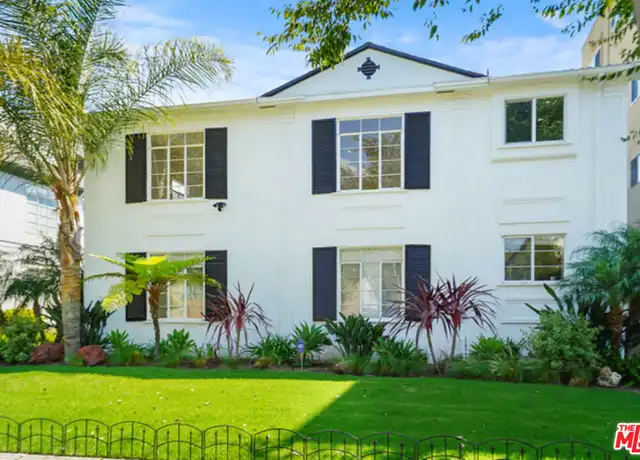 Property at 476 S Roxbury Dr, Beverly Hills, CA, 90212, 1 bed, 1 bath, [object Object]