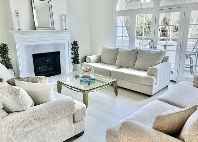 Property at 5846 Topanga Canyon Pl #9, Woodland Hills, CA, 91367, 3 beds, 3 baths, [object Object]