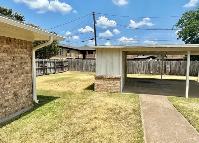 Property at 1919 Yarborough Dr Unit 1, Sherman, TX, 75092, 2 beds, 2 baths, [object Object]