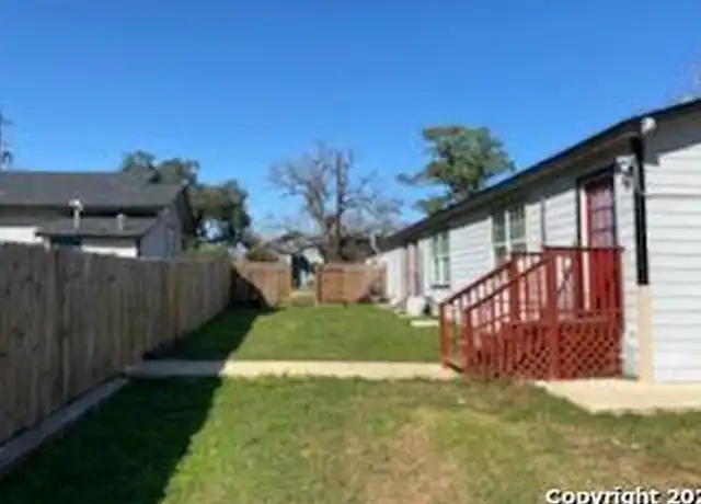 Property at 1520 D St, Floresville, TX, 78114, 1 bed, 1 bath, [object Object]
