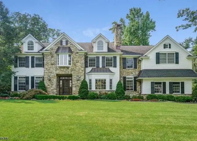 Property at 7 Country Club Dr, Chatham, NJ, 07928, 5 beds, 5.5 baths, [object Object]