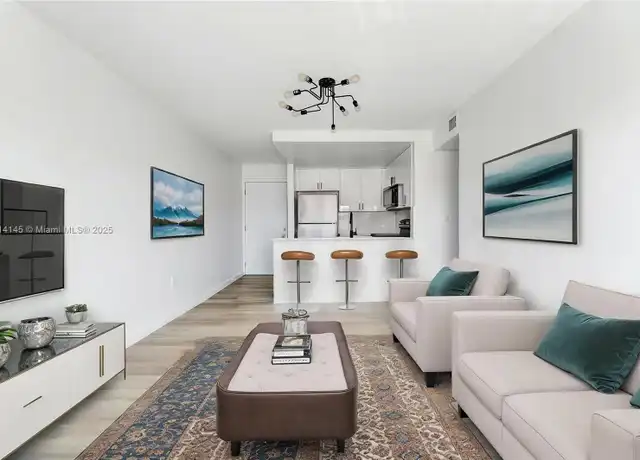 Property at 620 SW 10th St Unit 304, Miami, FL, 33130, 2 beds, 1 bath, [object Object]