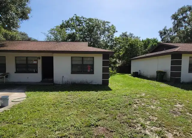 Property at 214 N Tanglewood Dr, Leesburg, FL, 34748, 2 beds, 1.5 baths, [object Object]