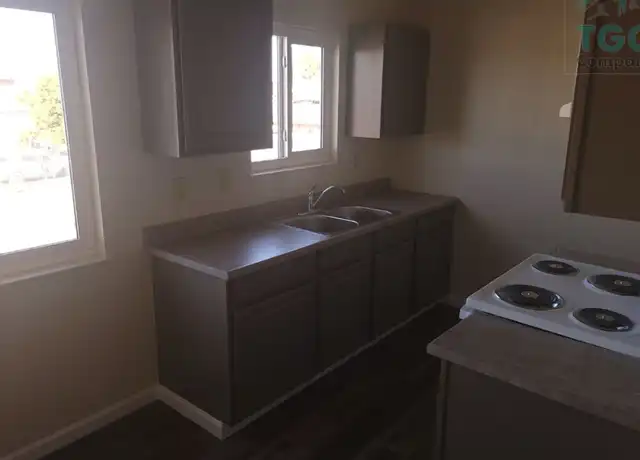 Property at 1134 Parkside St Unit 10, Salinas, CA, 93906, 1 bed, 1 bath, [object Object]