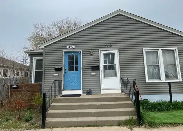 Property at 1217 Oxford St Unit 1217, Hopkins, MN, 55343, 3 beds, 1 bath, [object Object]