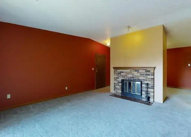 Property at 2900 Ontario Ln #12, Bismarck, ND, 58503, 1 bed, 1 bath, [object Object]