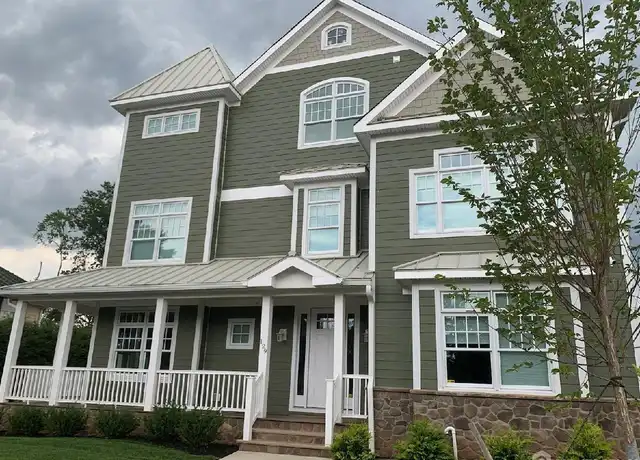 Property at 129 Green St Unit B, Woodbridge Township, NJ, 07095, 4 beds, 3.5 baths, [object Object]
