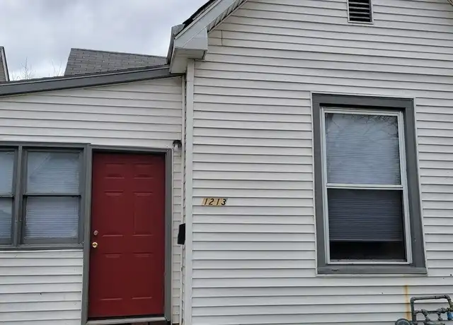 Property at 1213 Villa Ave, Indianapolis, IN, 46203, 2 beds, 1 bath, [object Object]