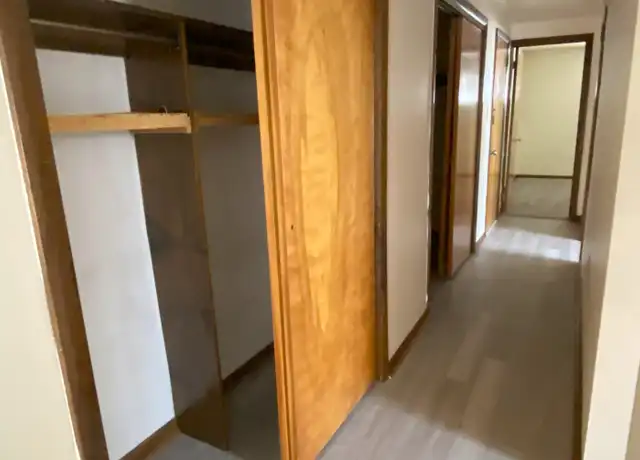 Property at 935 Russellwood Ave, Mc Kees Rocks, PA, 15136, 2 beds, 1 bath, [object Object]