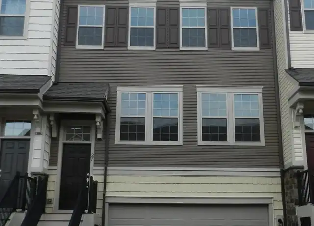 Property at 27 Eagle Ln, Malvern, PA, 19355, 3 beds, 2.5 baths, [object Object]