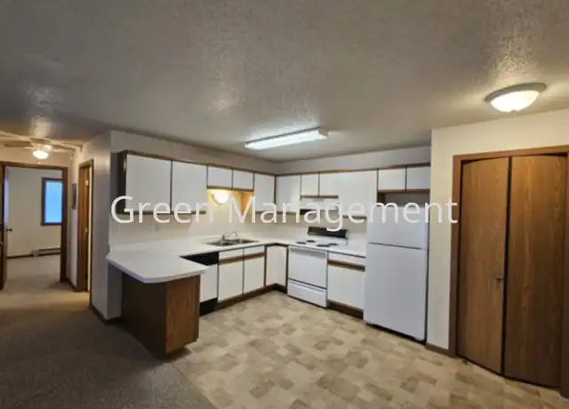 Property at 4330 10th Ave S, Fargo, ND, 58103, 2 beds, 1 bath, [object Object]