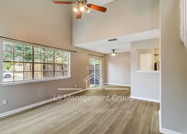 Property at 7523 Oak Chase Unit 1, San Antonio, TX, 78239, 3 beds, 2 baths, [object Object]