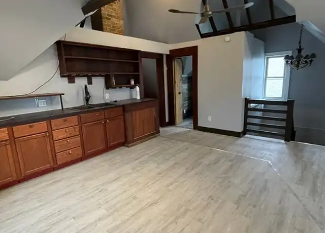 Property at 1135 Edgerton St Unit 2, St Paul, MN, 55130, 3 beds, 2 baths, [object Object]