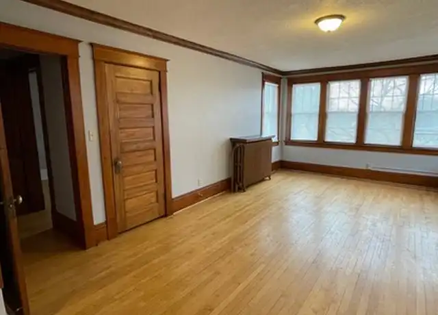 Property at 1135 Edgerton St Unit 2, St Paul, MN, 55130, 3 beds, 2 baths, [object Object]