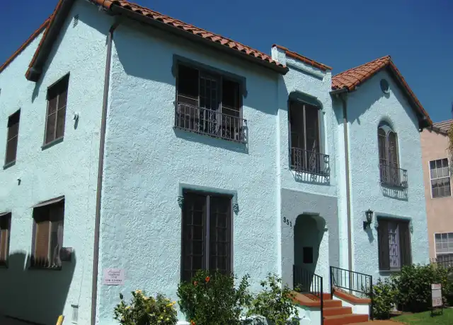 Property at 351 N Ogden Dr Unit 3, Los Angeles, CA, 90036, 1 bed, 1 bath, [object Object]