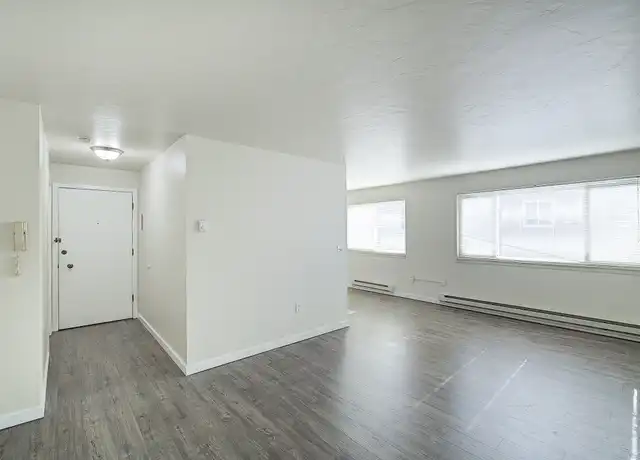 Property at 715 N 85th St Unit 7, Seattle, WA, 98103, 1 bed, 1 bath, [object Object]
