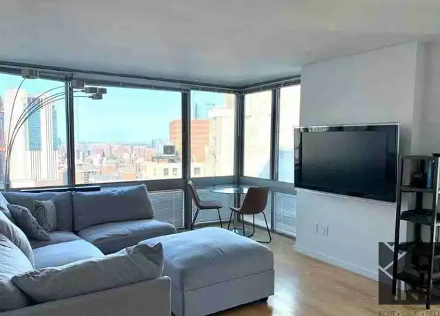 Property at 2 Gold St Unit 4213, New York, NY, 10038, 1 bed, 1 bath, [object Object]