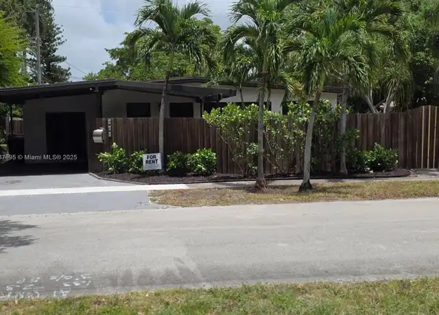 Property at 1601 SW 10th St, Fort Lauderdale, FL, 33312, 3 beds, 2 baths, [object Object]