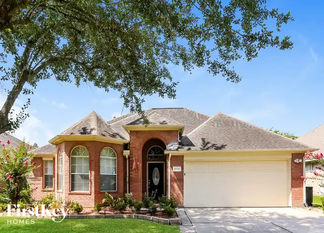Property at 10330 Claybrook Dr, Houston, TX, 77089, 3 beds, 2 baths, [object Object]
