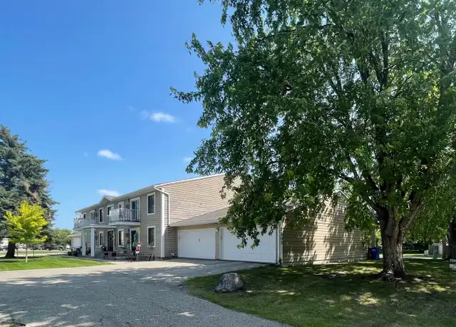 Property at 3203 15th Ave S, Fargo, ND, 58103, 2 beds, 2 baths, [object Object]