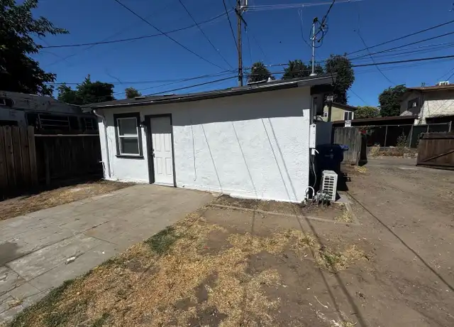 Property at 365 N Echo Ave, Fresno, CA, 93701, 1 bed, 1 bath, [object Object]