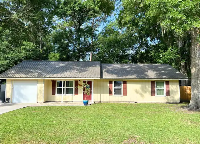 Property at 113 W Woodhaven Dr, Kingsland, GA, 31548, 3 beds, 2 baths, [object Object]