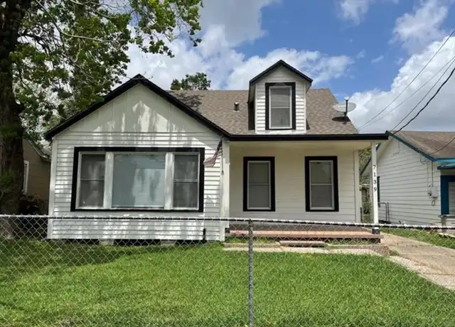Property at 7139 Linden St, Houston, TX, 77087, 4 beds, 1 bath, [object Object]