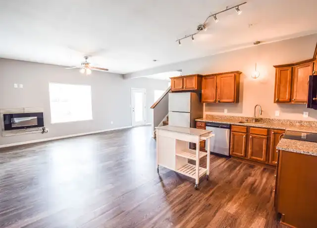Property at 103 Everglades Trl Unit 700, Mankato, MN, 56001, 3 beds, 2.5 baths, [object Object]