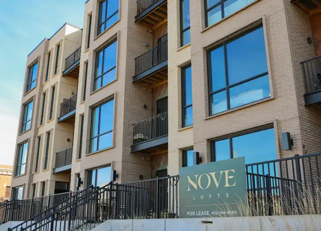 Property at 925 Pierce St Unit 215, Omaha, NE, 68108, 1 bed, 1 bath, [object Object]