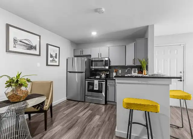 Property at Trio - 2317 S Pleasant Valley Rd, Austin, TX, 78741, 1-2 bed, 1-2 bath, [object Object]