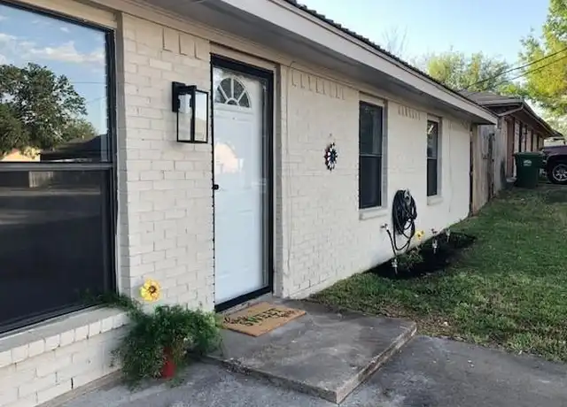 Property at 409 N Cedar St, Springtown, TX, 76082, 3 beds, 2 baths, [object Object]