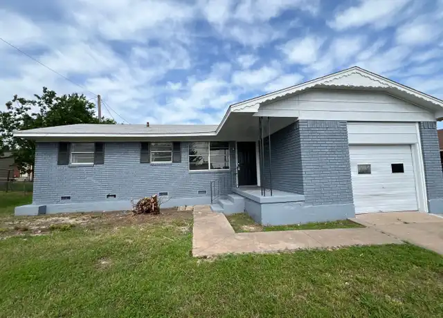 Property at 3313 SW Salinas Dr, Lawton, OK, 73501, 3 beds, 1 bath, [object Object]