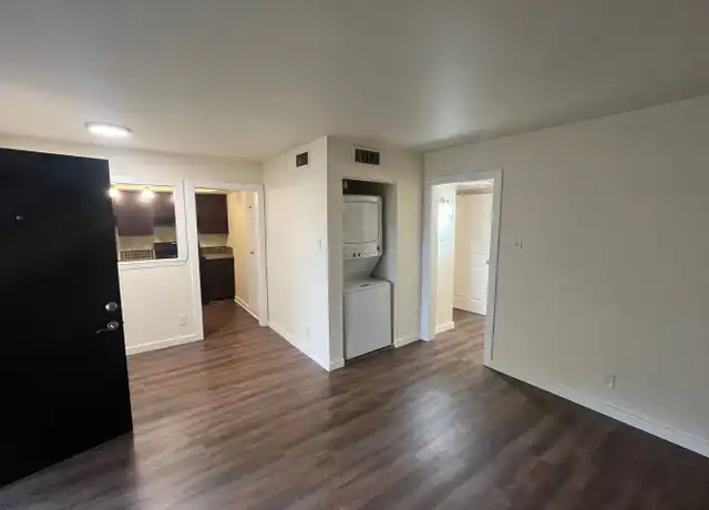 Property at 4121 Avondale Ave Unit 102-E, Dallas, TX, 75219, 2 beds, 1.5 baths, [object Object]