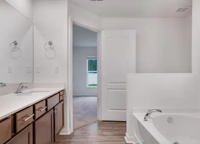 Property at 2 Frank Pl, Palm Coast, FL, 32137, 4 beds, 2 baths, [object Object]