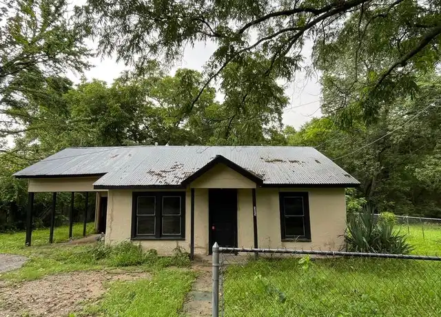 Property at 505 11th Ave SE, Ardmore, OK, 73401, 2 beds, 1 bath, [object Object]