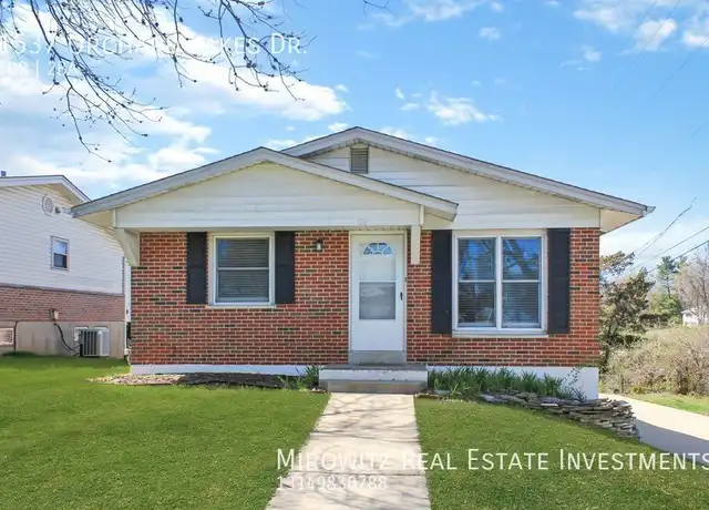 Property at 1537 Orchard Lakes Dr, Saint Louis, MO, 63146, 3 beds, 2 baths, [object Object]