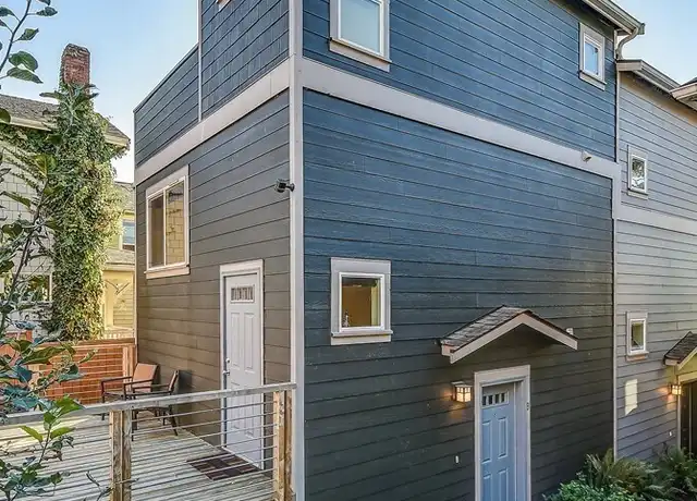 Property at 2042 Franklin Ave E Unit B, Seattle, WA, 98102, 1 bed, 1.5 baths, [object Object]
