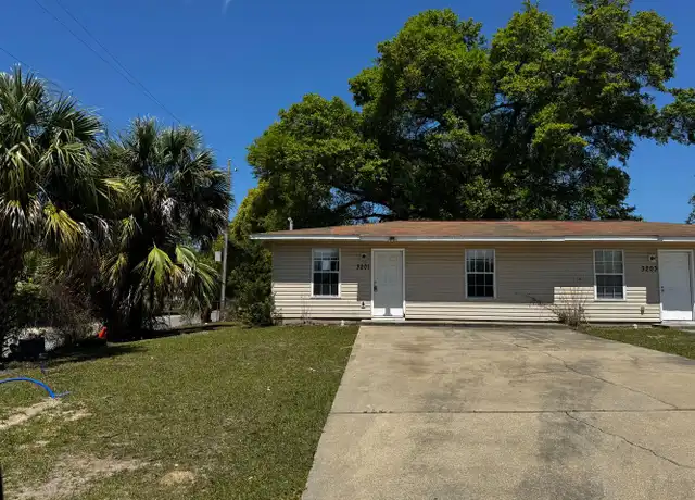 Property at 3205 E 2nd Ct, Panama City, FL, 32401, 2 beds, 1 bath, [object Object]