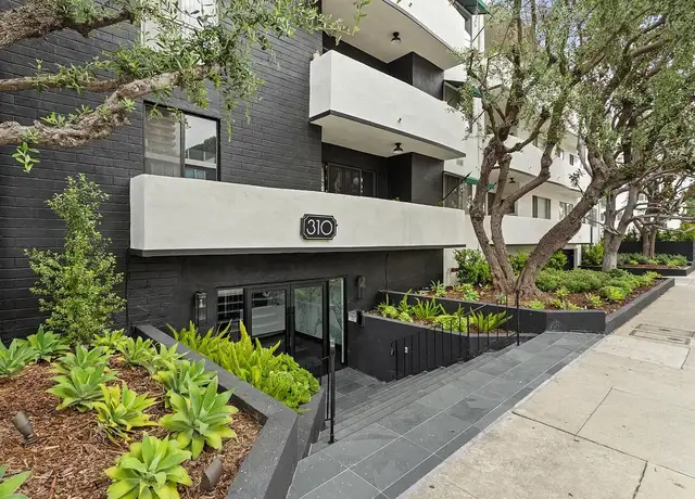 Photo of 310 S Almont Dr, Los Angeles, CA 90048