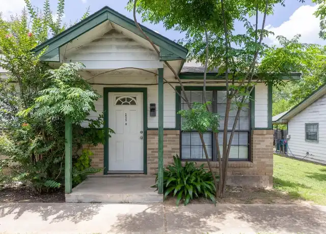 Property at 415 Martin Luther King Blvd Unit B, Elgin, TX, 78621, 2 beds, 1 bath, [object Object]