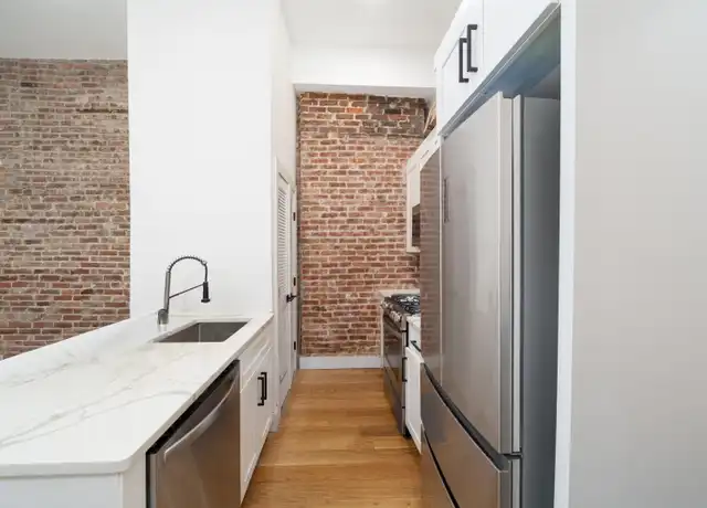 Property at 25 Corbin Ave Unit 5, Jersey City, NJ, 07306, 3 beds, 1.5 baths, [object Object]