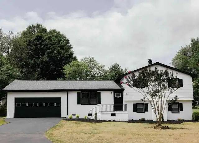 Property at 215 Blalock Rd, Boiling Springs, SC, 29316, 4 beds, 2 baths, [object Object]
