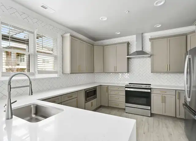 Property at Rock Creek at Ballantyne - 7810 Spindletop Pl, Charlotte, NC, 28277, 1 bed, 1 bath, [object Object]