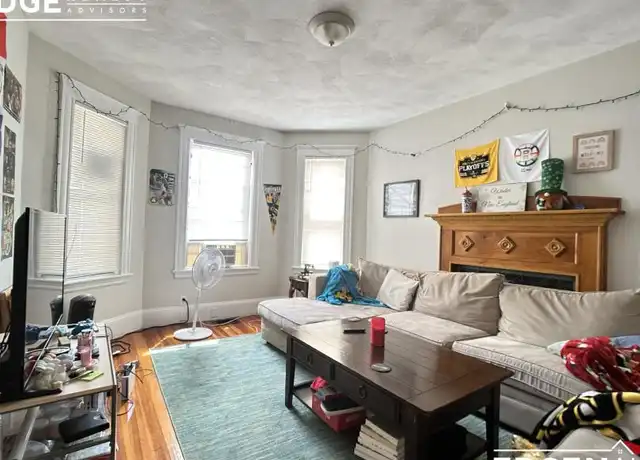 Property at 39 Foster St, Brighton, MA, 02135, 3 beds, 1 bath, [object Object]