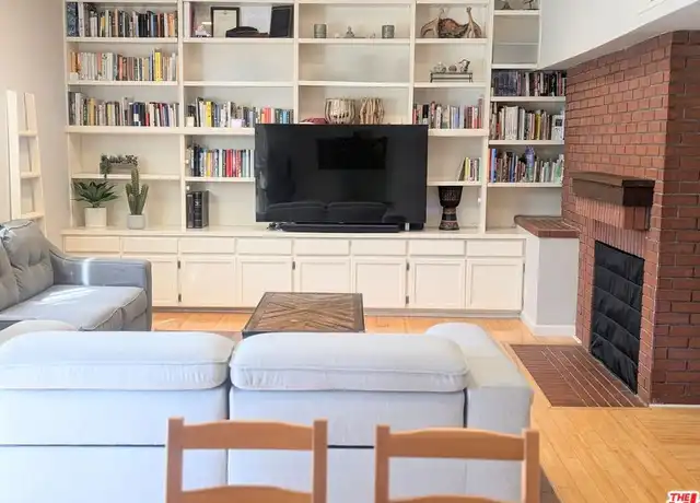 Property at 835 S Lucerne Blvd #209, Los Angeles, CA, 90005, 2 beds, 2 baths, [object Object]