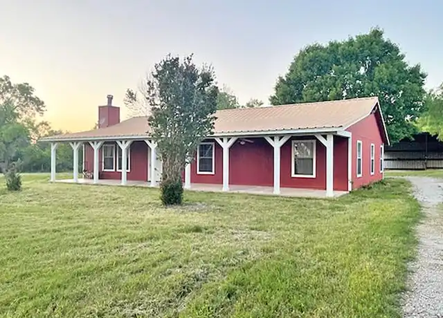 Property at 326 County Road 4228, Decatur, TX, 76234, 3 beds, 2 baths, [object Object]