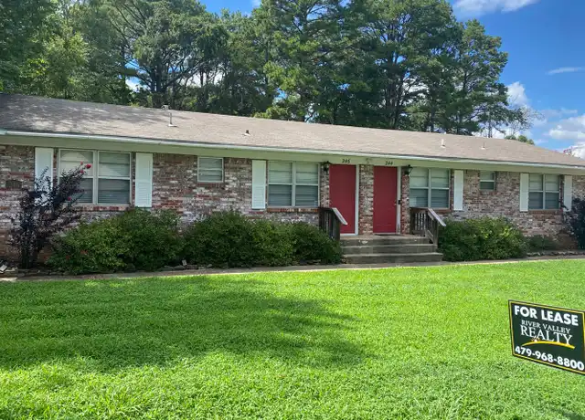 Property at 246 S Fairbanks Ave, Russellville, AR, 72801, 2 beds, 1 bath, [object Object]