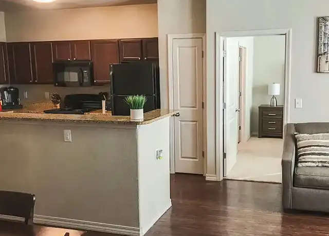 Property at Le Rivage - 2020 Valley View Cir, Bossier City, LA, 71111, 1 bed, 1 bath, [object Object]