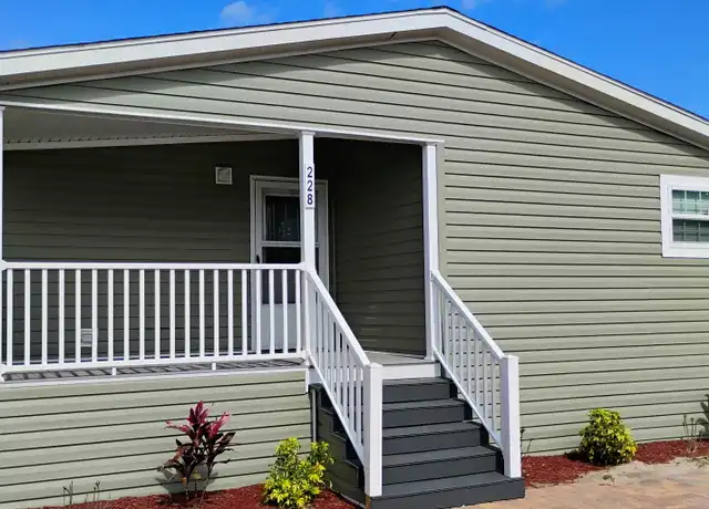 Property at 216 Lowe Rd, Leesburg, FL, 34748, 2 beds, 2 baths, [object Object]