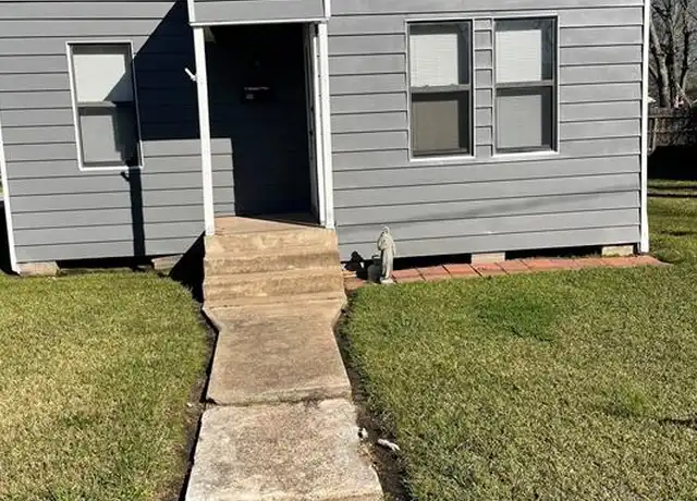 Property at 705 Cincinnati St, Angleton, TX, 77515, 2 beds, 1 bath, [object Object]